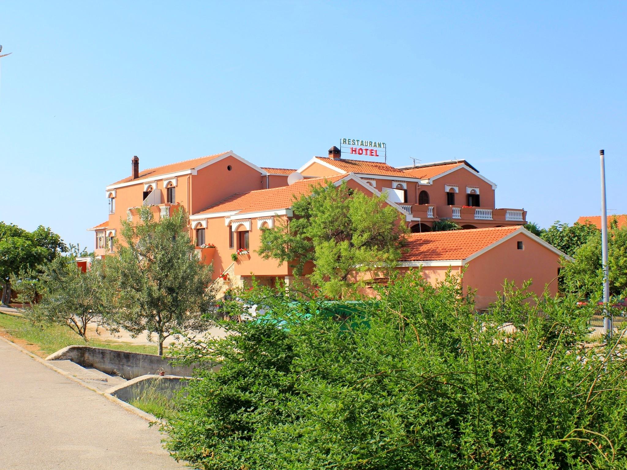 Hotel Marinko Zara Esterno foto