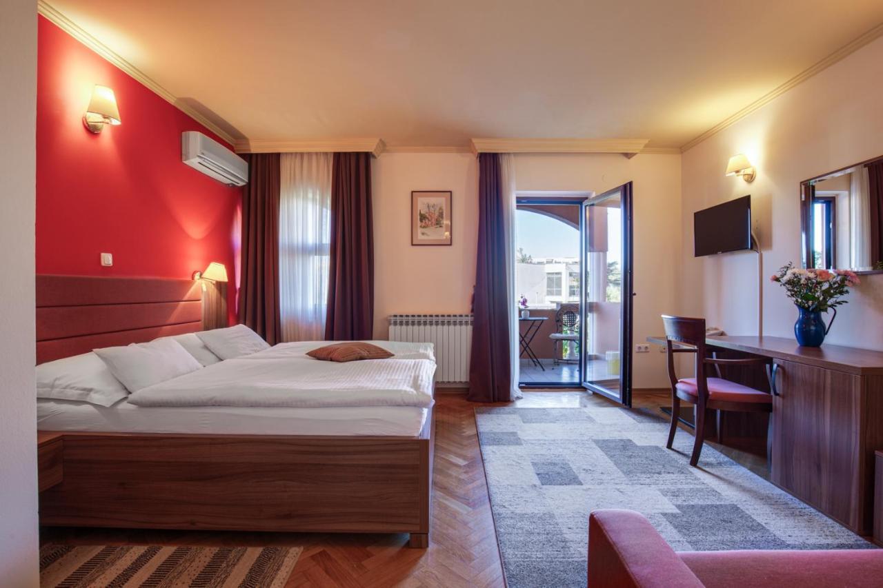 Hotel Marinko Zara Esterno foto