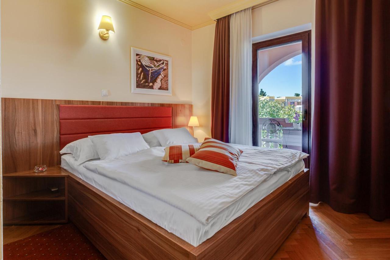 Hotel Marinko Zara Esterno foto